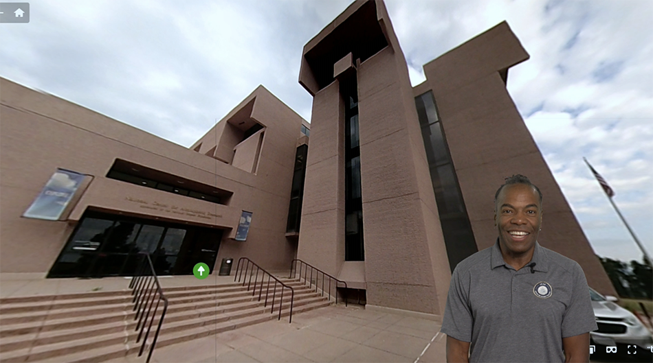 Science educator Tim Barnes leads a virtual tour at the Mesa Lab.