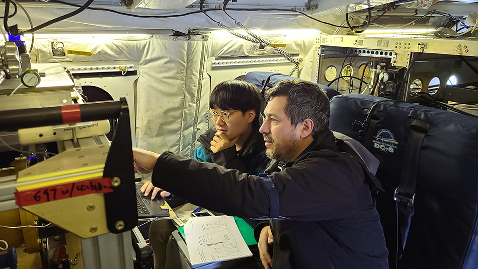 NSF NCAR scientists participate in mission to measure air quality over Asia