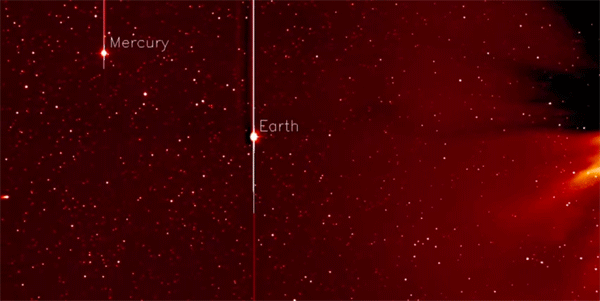Animation of Comet ISON flying toward the Sun