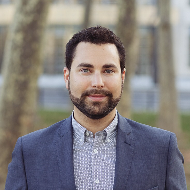 Headshot of Lewis Groswald