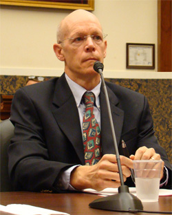 Photograph of Jack Fellow at a briefing