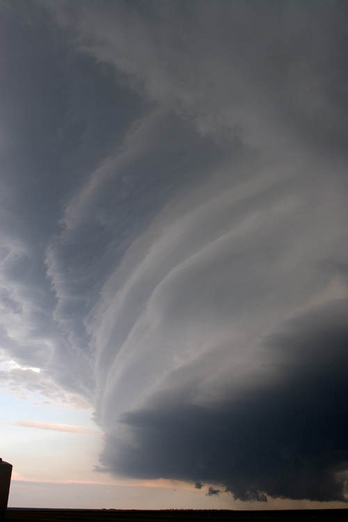 Photo of side of intense thunderstorm updraft
