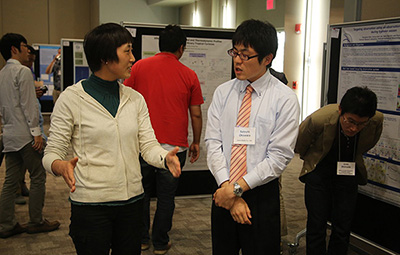 Scientists confer at ICMCS meeting