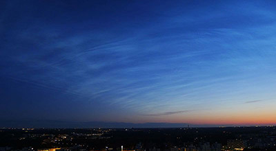 Effects of gravity waves: Noctilucent clouds over Helsinki, Finland, on July 2, 2012
