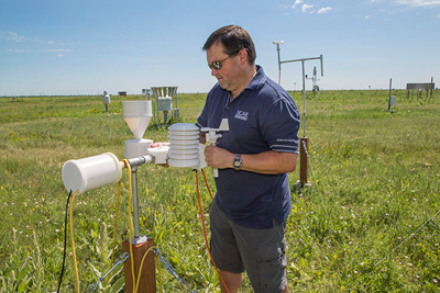 UCAR is turning to 3D printing technology to create low-cost weather stations, such as this one.
