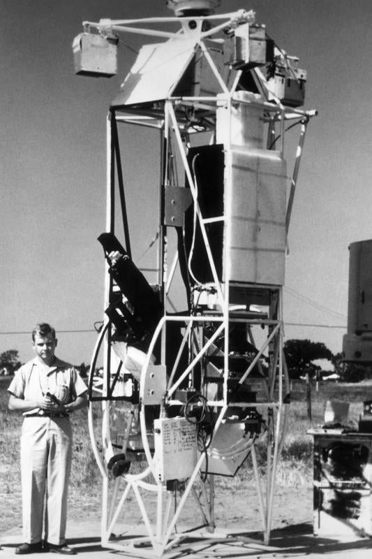 Black and white photo of Gordon Newkirk with Coronascope II.