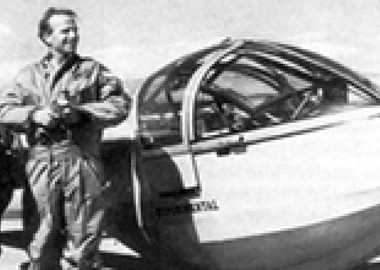 Joachim Kuettner with sailplane