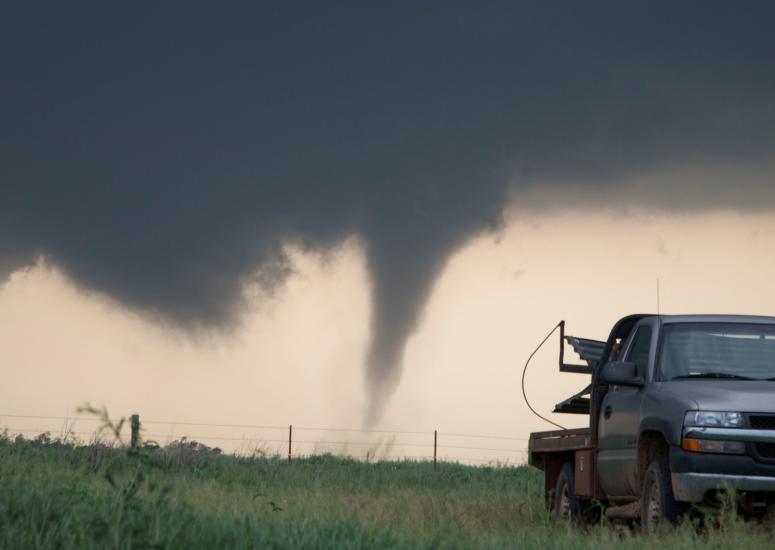 Tornado near Cherokee, OK, on April 14, 2012