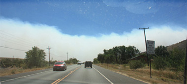 Smoke plume on 6 September, between Lyons and Boulder