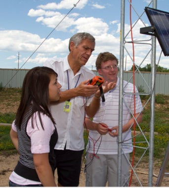 Al Jachcik and HIRO students