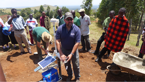 3D-printed weather station: NCAR's Paul Kucera with Kenyan students